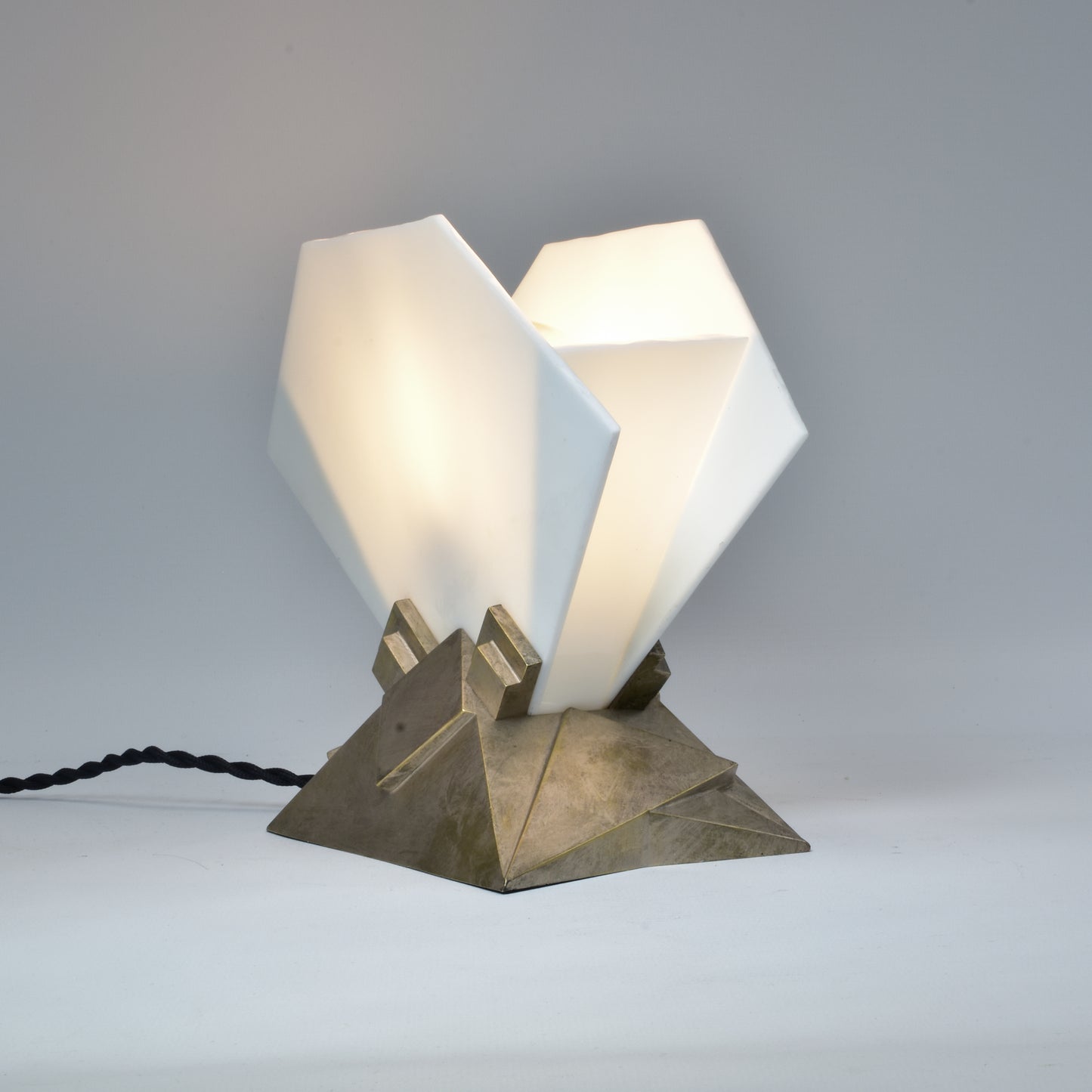 kubistisch-modernistische tafellamp