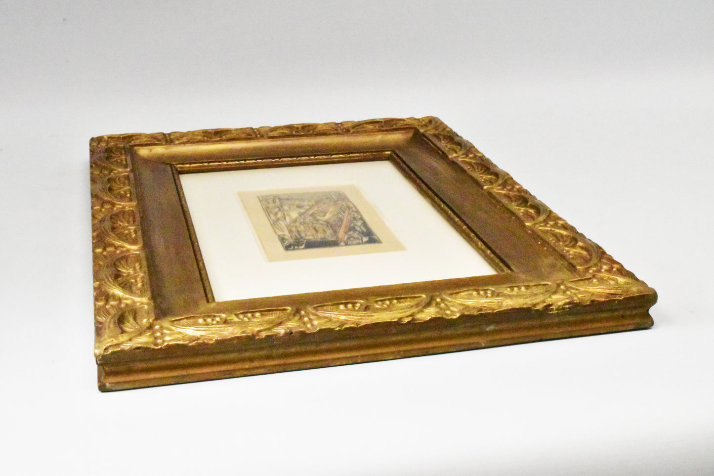 Art nouveau lijst met houtsnede