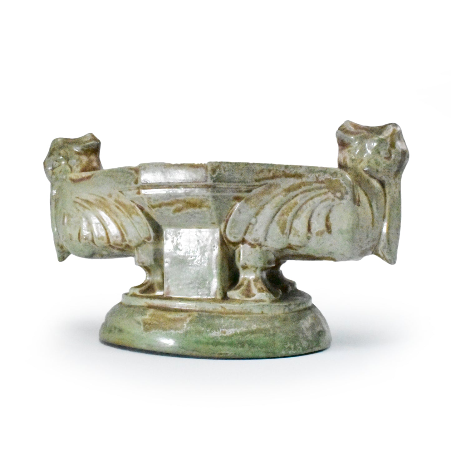 Jardiniére pelicans