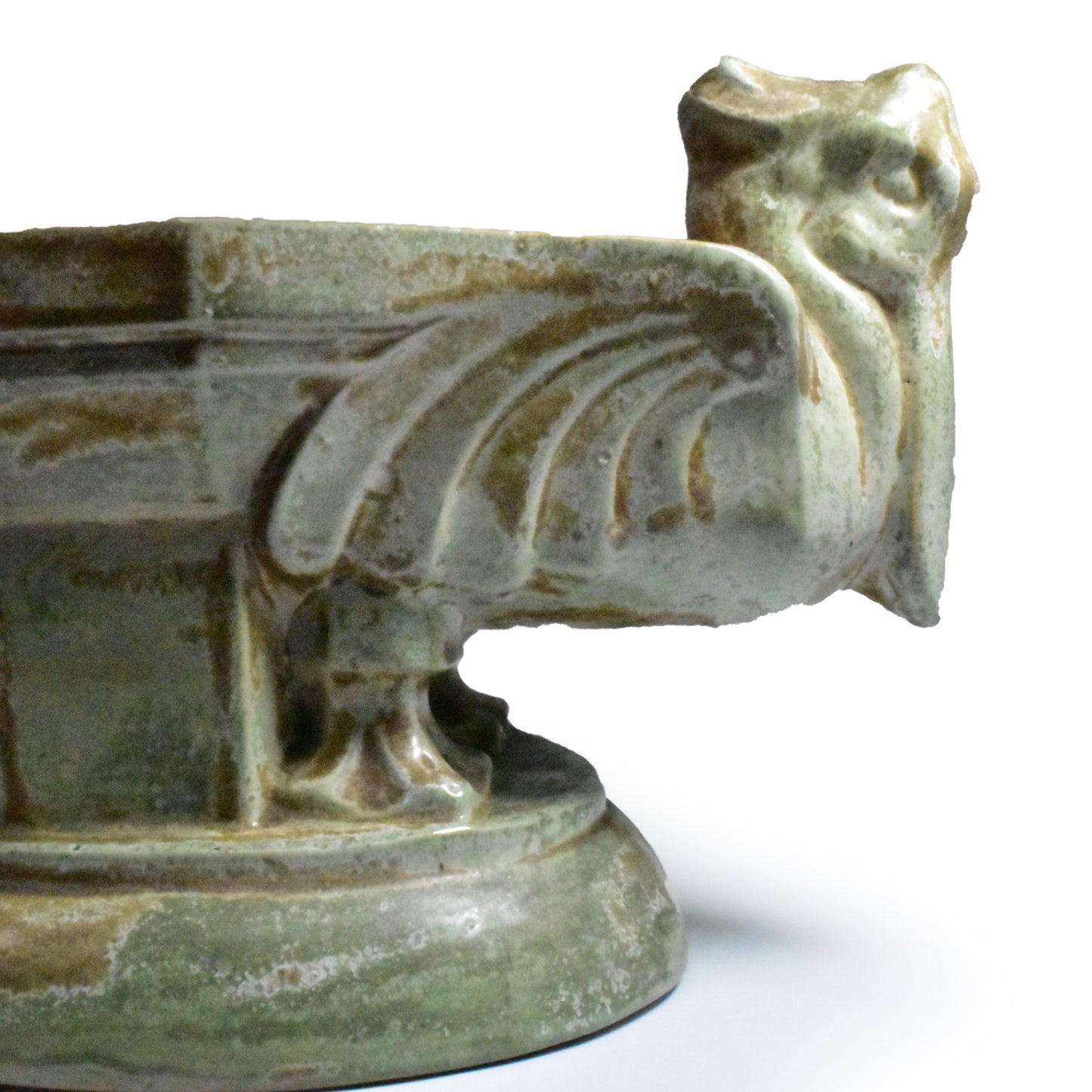 Jardiniére pelicans