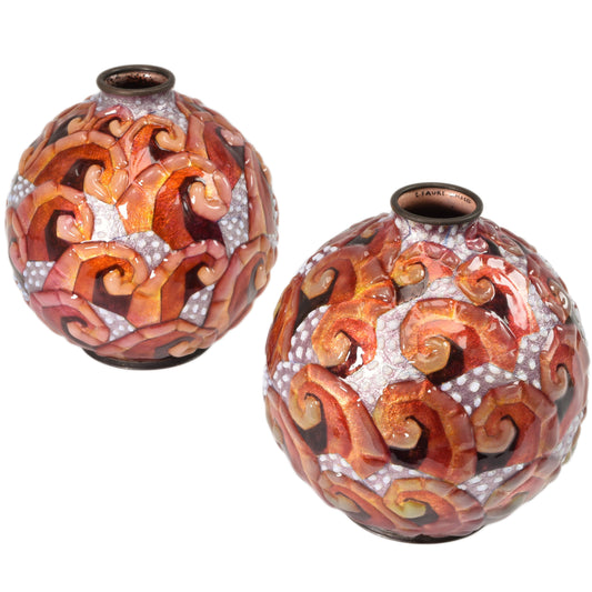 'Wave from the right'